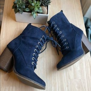 Navy lace up booties - Sz 6.5